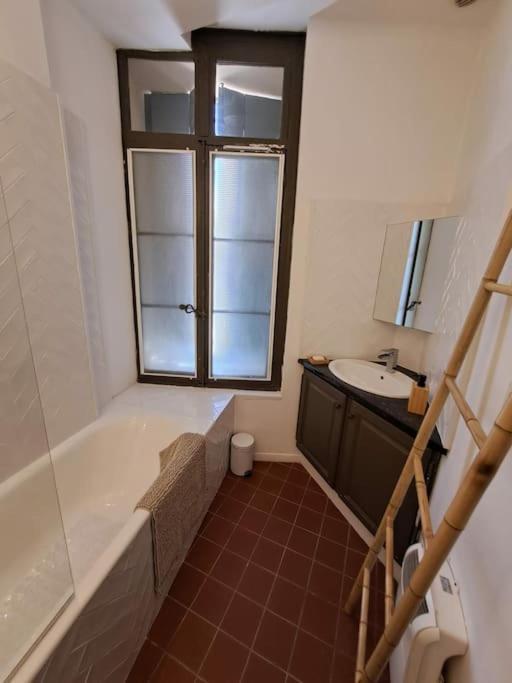 פרפיניין Hypercentre, Appartement Coquet En Rez-De-Chaussee מראה חיצוני תמונה