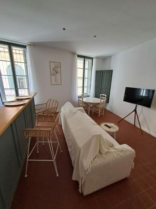 פרפיניין Hypercentre, Appartement Coquet En Rez-De-Chaussee מראה חיצוני תמונה