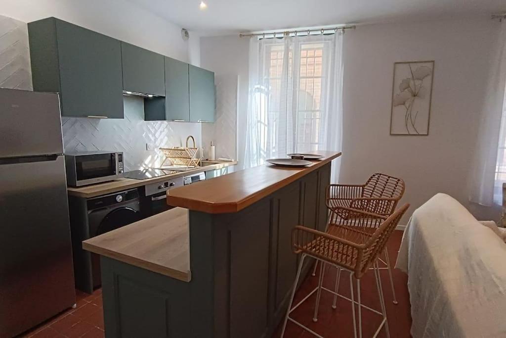 פרפיניין Hypercentre, Appartement Coquet En Rez-De-Chaussee מראה חיצוני תמונה